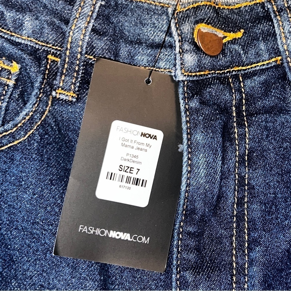 Fashion Nova - I Got It From My Mama Jeans - Size 7/28 NWT​​​​​​ - Picture 8 of 16